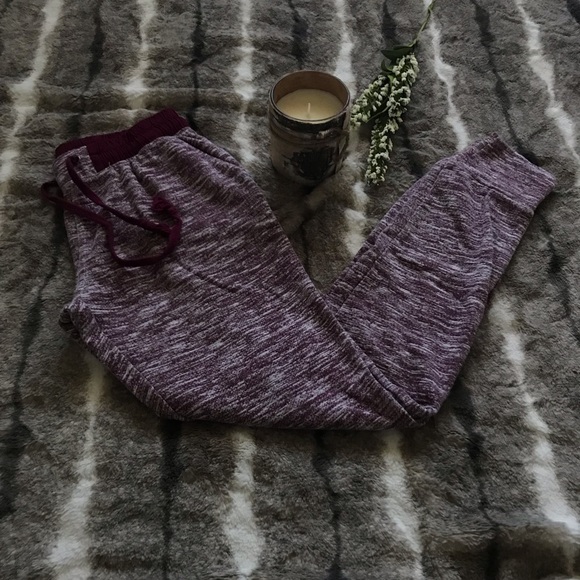 Maroon Joggers - Picture 2 of 3